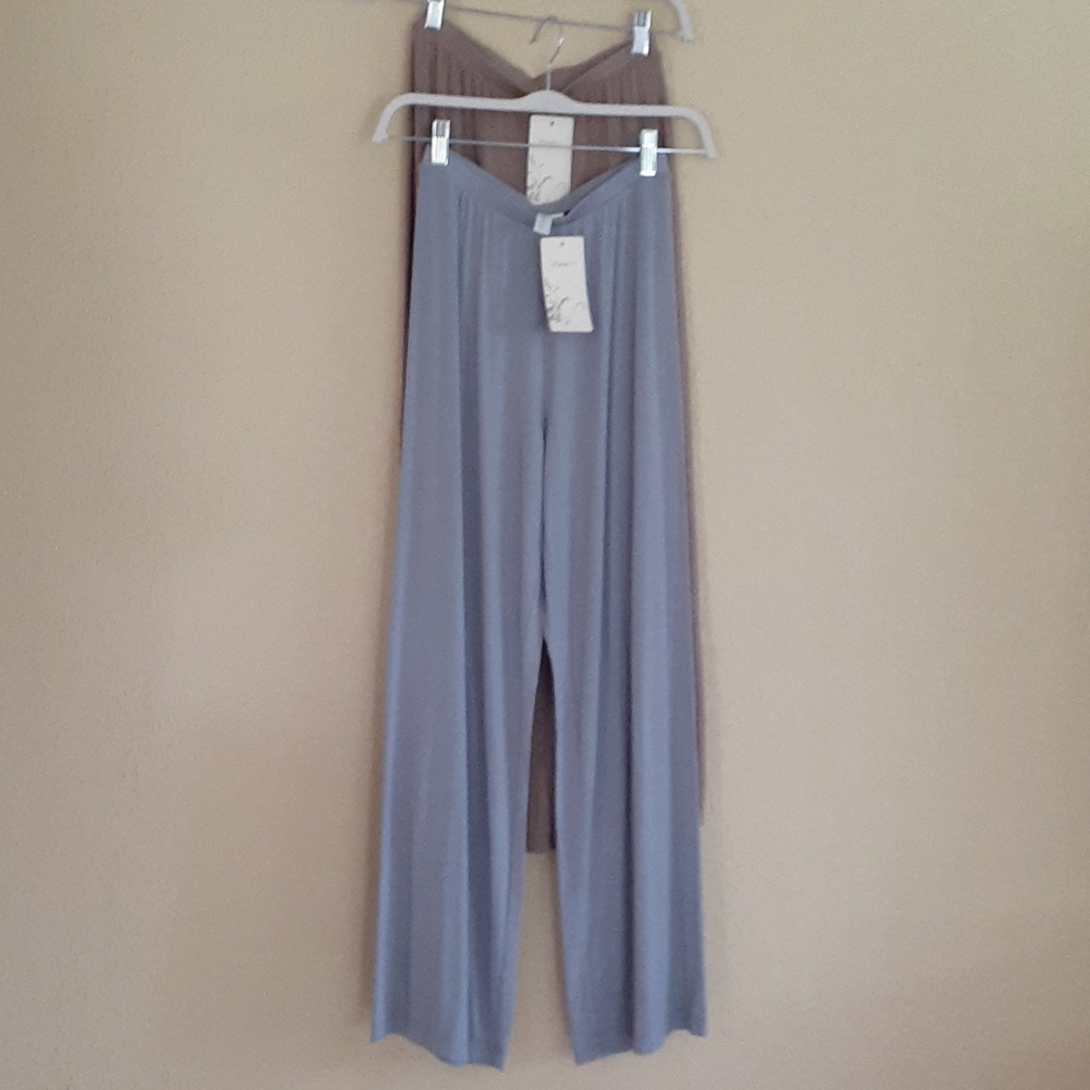 Boutique NWT 2 pair for one price